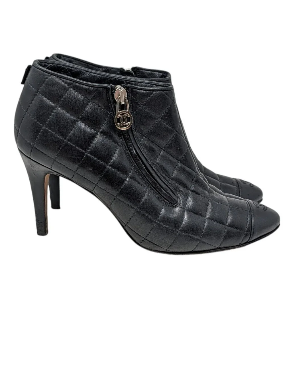 Chanel Black Quilted Leather Interlocking CC Heeled Bootie Boot Size EU 39